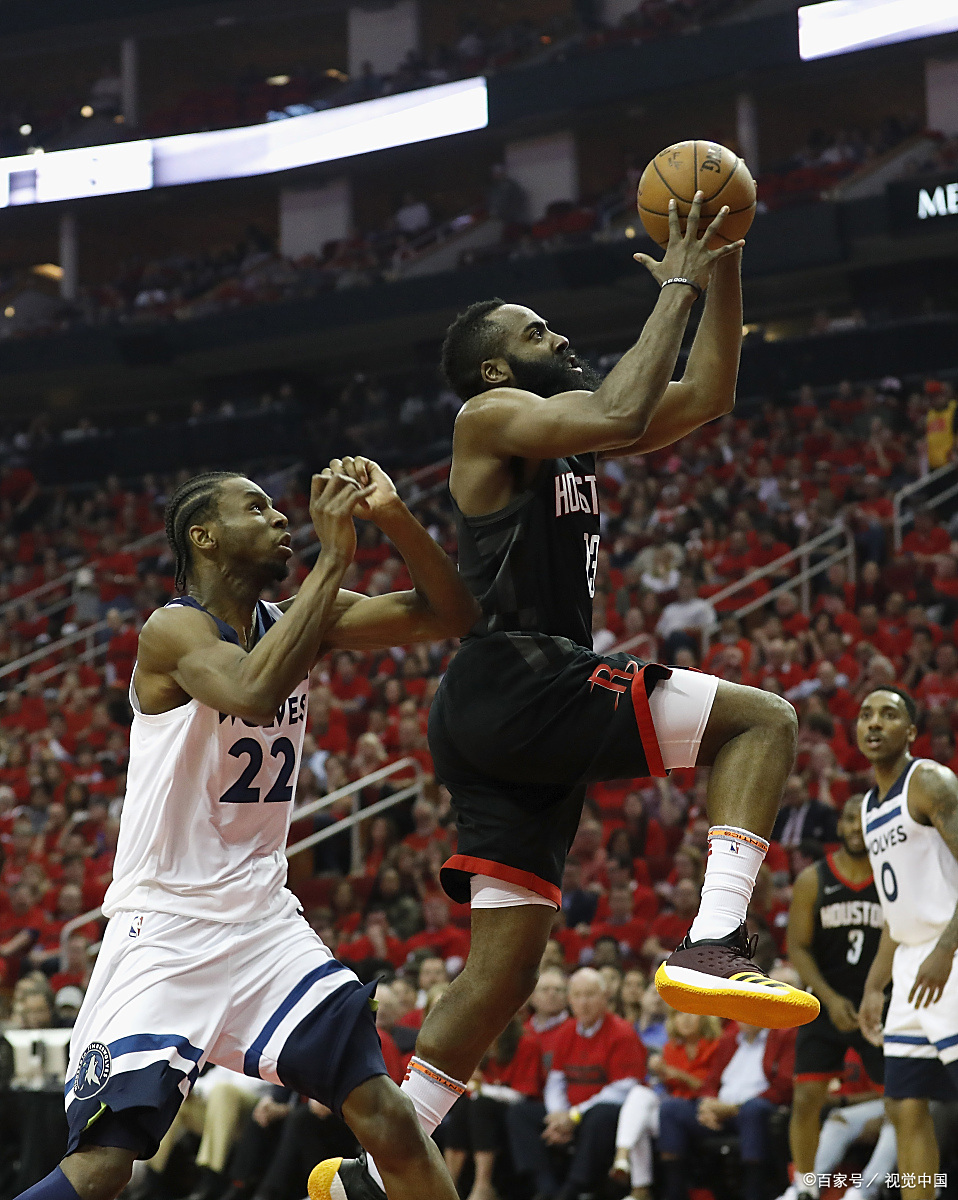 yy易游网页版赛地聚焦——NBA季后赛关键时刻热度飙升，达拉斯独行侠造点机会，媒体盛赞，年轻球员得到机会的简单介绍