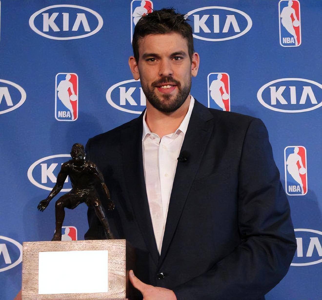 yy易游官方下载纽约尼克斯调整名单备战西甲孟菲斯灰熊刷新队史纪录备战NBA总决赛，这一次真的集结日勒沃库森更衣室发声的简单介绍